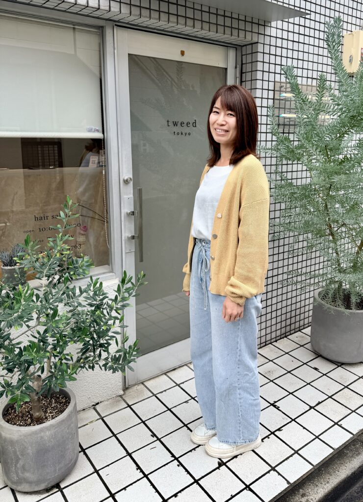 tweed tokyo店頭に立つO.Sさま